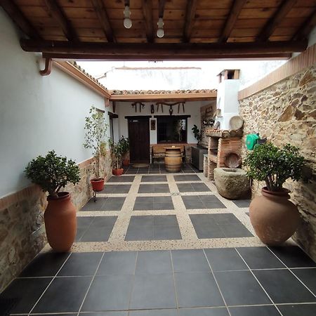 Casa Rural La Carriona Segura de Leon ภายนอก รูปภาพ