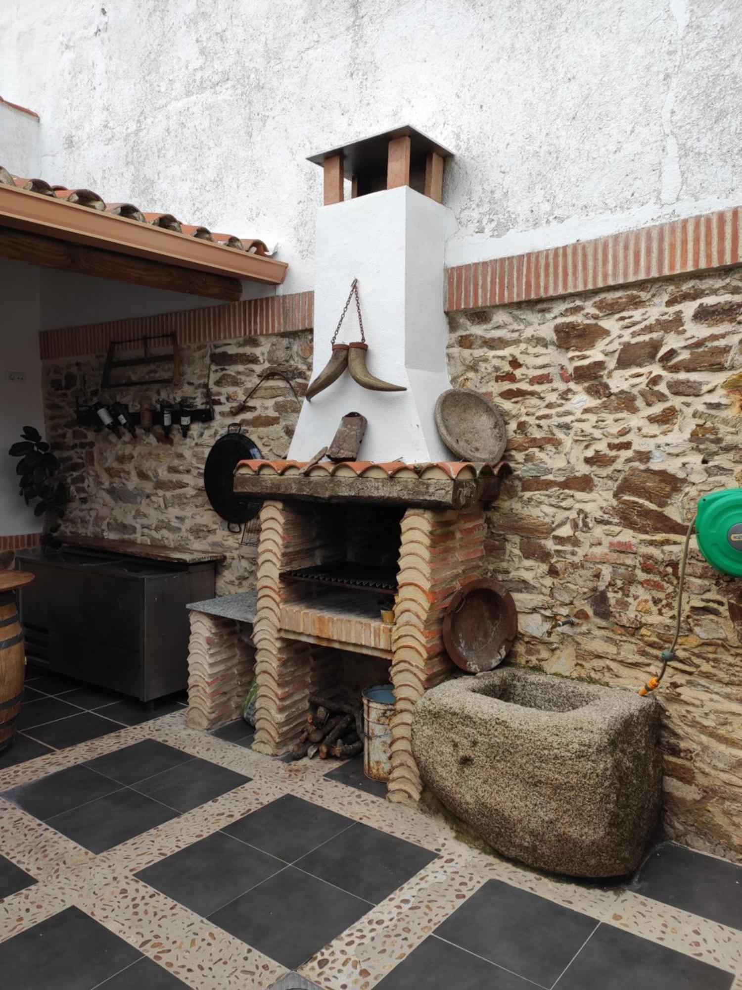 Casa Rural La Carriona Segura de Leon ภายนอก รูปภาพ