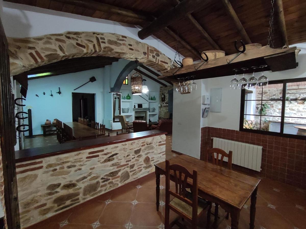 Casa Rural La Carriona Segura de Leon ภายนอก รูปภาพ