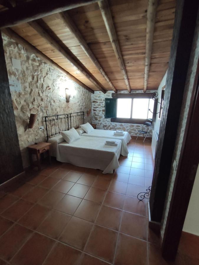 Casa Rural La Carriona Segura de Leon ภายนอก รูปภาพ
